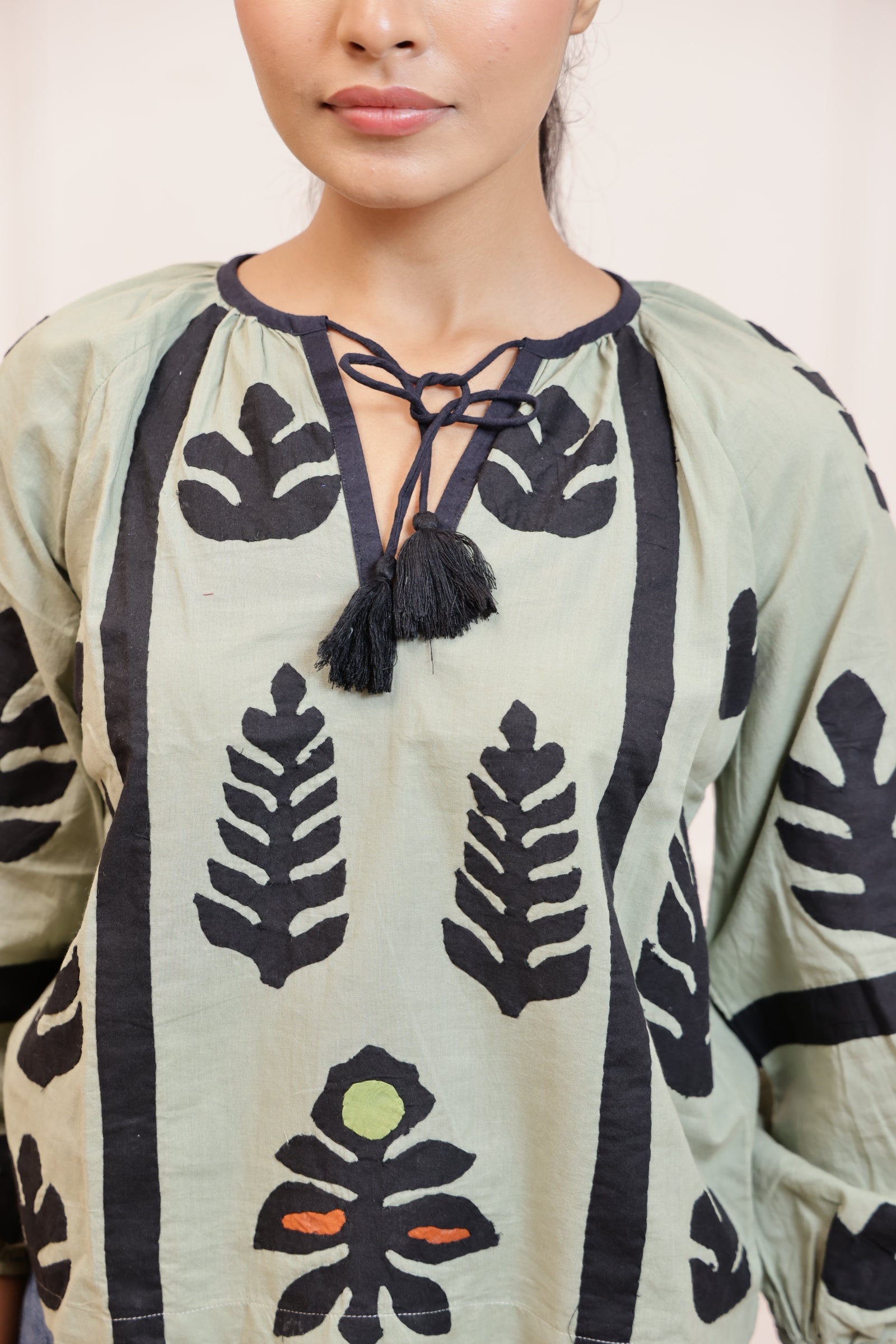 OLIVE LEAF TOP